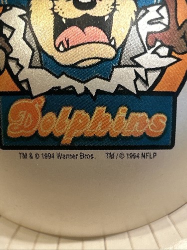 Miami Dolphins Vintage 1994 Tasmanian Devil Christmas Ornament Warner Bros - Picture 3 of 9