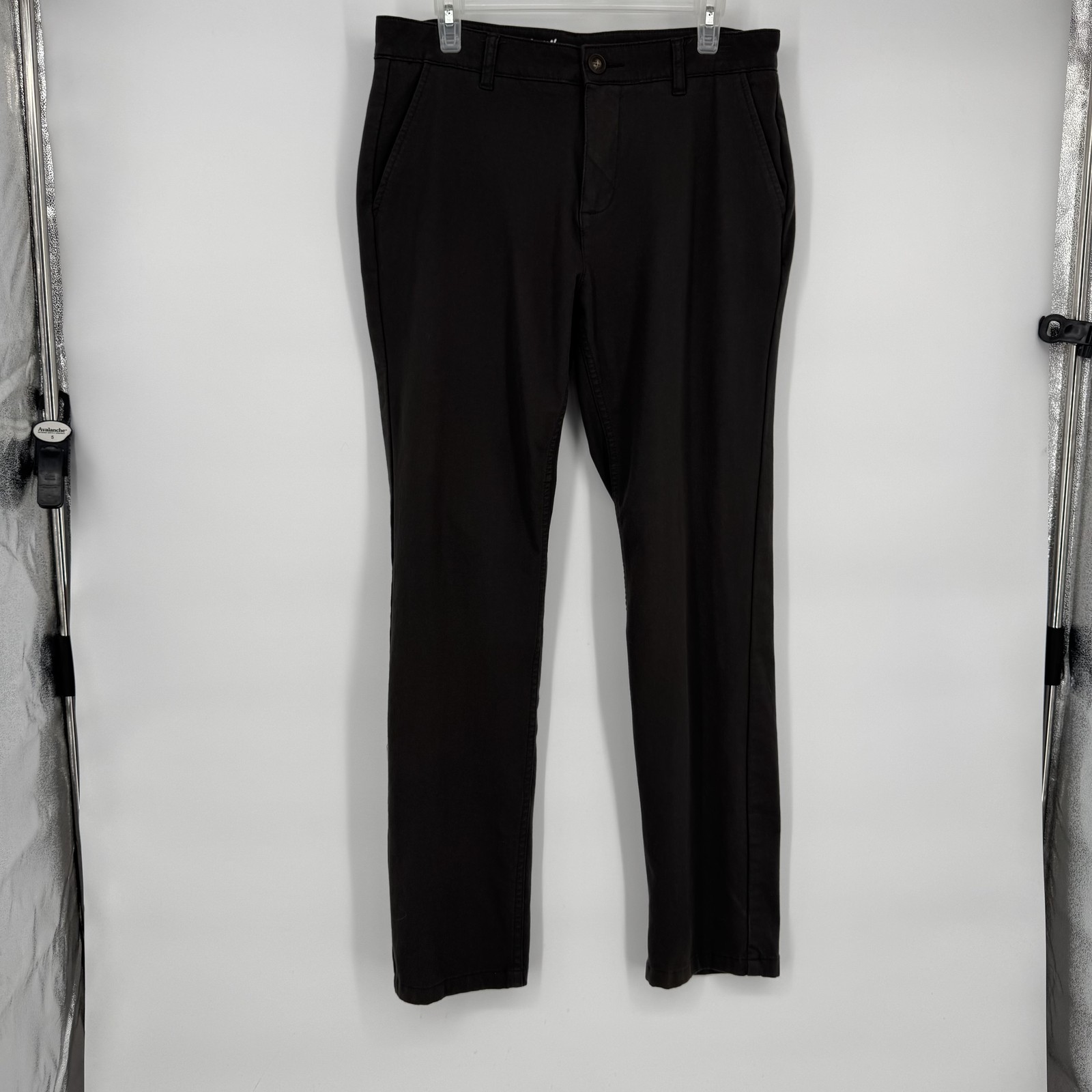 Mugsy Jeans Brooks Chino Pants Mens 33x32 Gray Stretch Straight Leg Casual