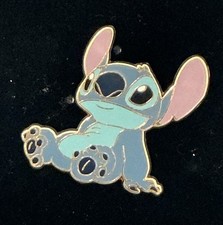 Disney Puppy Stitch Sitting 2006 Pin 39742 *NOBC*