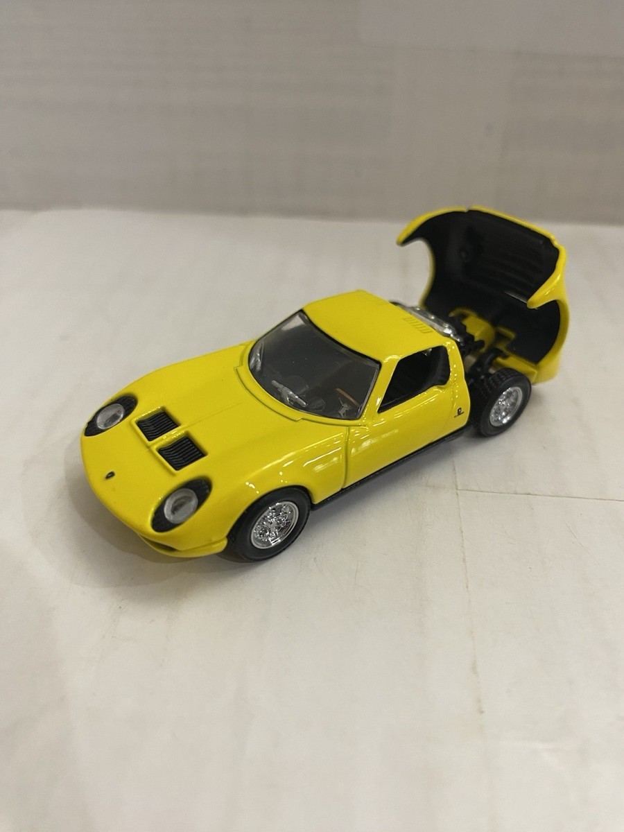 〈Hot Wheels〉1967 LAMBORGHINI MIURA P400 Hot Wheels 1967 Lamborghini Miura P400 From Legends 1996 Jay