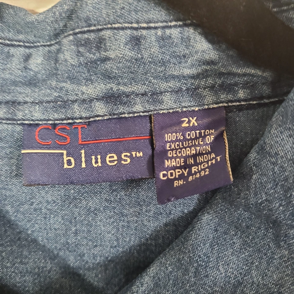 Camisa vaquera vintage de mujer años 80 abotonada 2XL azul bordado retazos Foto 4 de 4