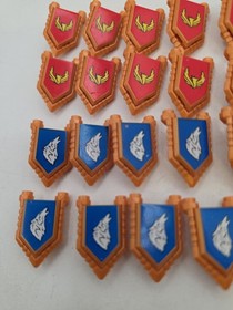 Lot of 32 LEGO Nexo Knights Castle Shields - Great Condition 