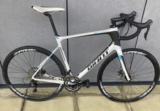 Giant Defy Advanced 2 Road Bike 2016 Large Shimano 105 Carbon Disc Lightweight