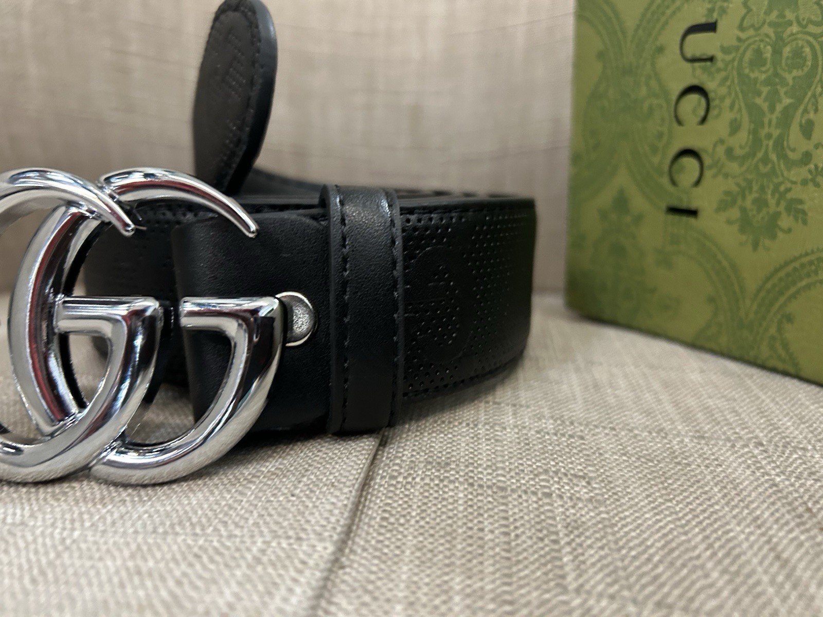 All Black Gucci Belt with Silver Buckle Black Leather Size 32-42