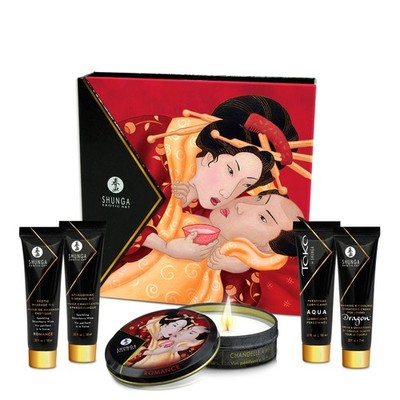 Shunga Geisha Sparkling Strawberry Wine Gift Set Hp-Shu8208