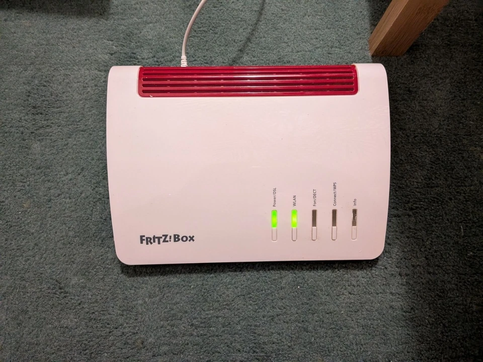 AVM FRITZ!Box 7590 mit ISDN-Anschluß WLAN ADSL2+ Weiß (Art. 20002873) - Bild 2 von 2