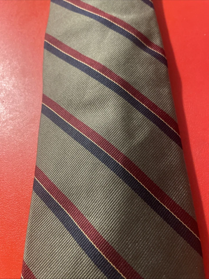 Corbata de seda vintage usada en excelente estado Ferrell Reed para Bob Horsley’s Reino Unido hecha a mano Repp regimiento Foto 3 de 4