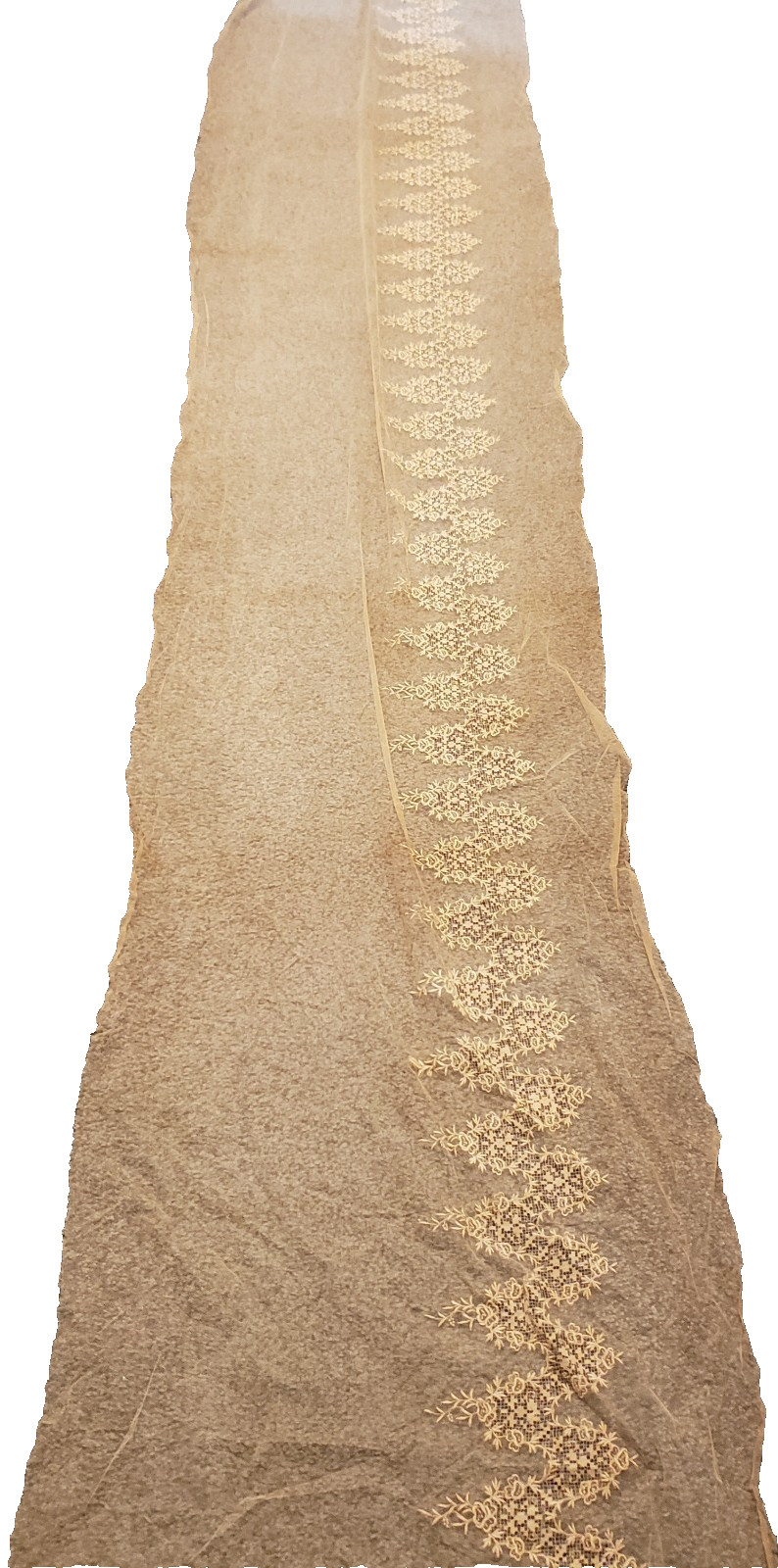 Vintage Antique Ecru Embroidered Lace Crafts Sewing 122 x 22 Inches