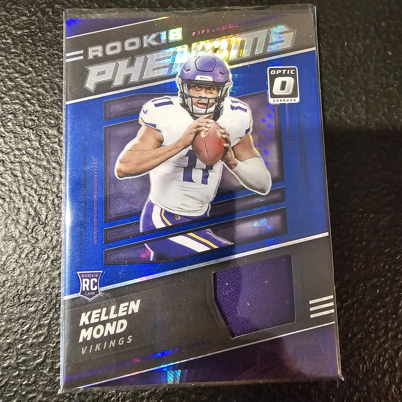 Kellen Mond Panini Donruss Optic Rookie Phenoms Memorabilia #RP21 Blue Hyper
