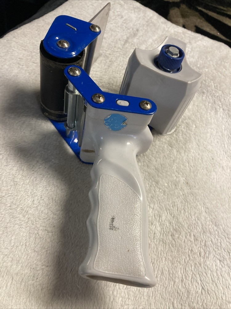 Tape Gun Dispenser Side Loading 3”. Used