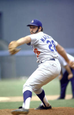 Los Angeles Dodgers Mike Marshall in action, pitching vs Atl - 1974 Old Photo 3