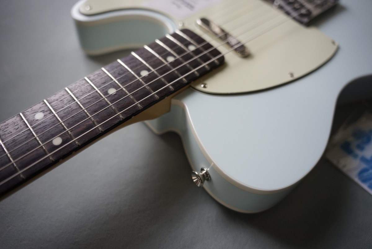 Fender Made in Japan Traditional 60s Telecaster Custom Sonic Blue