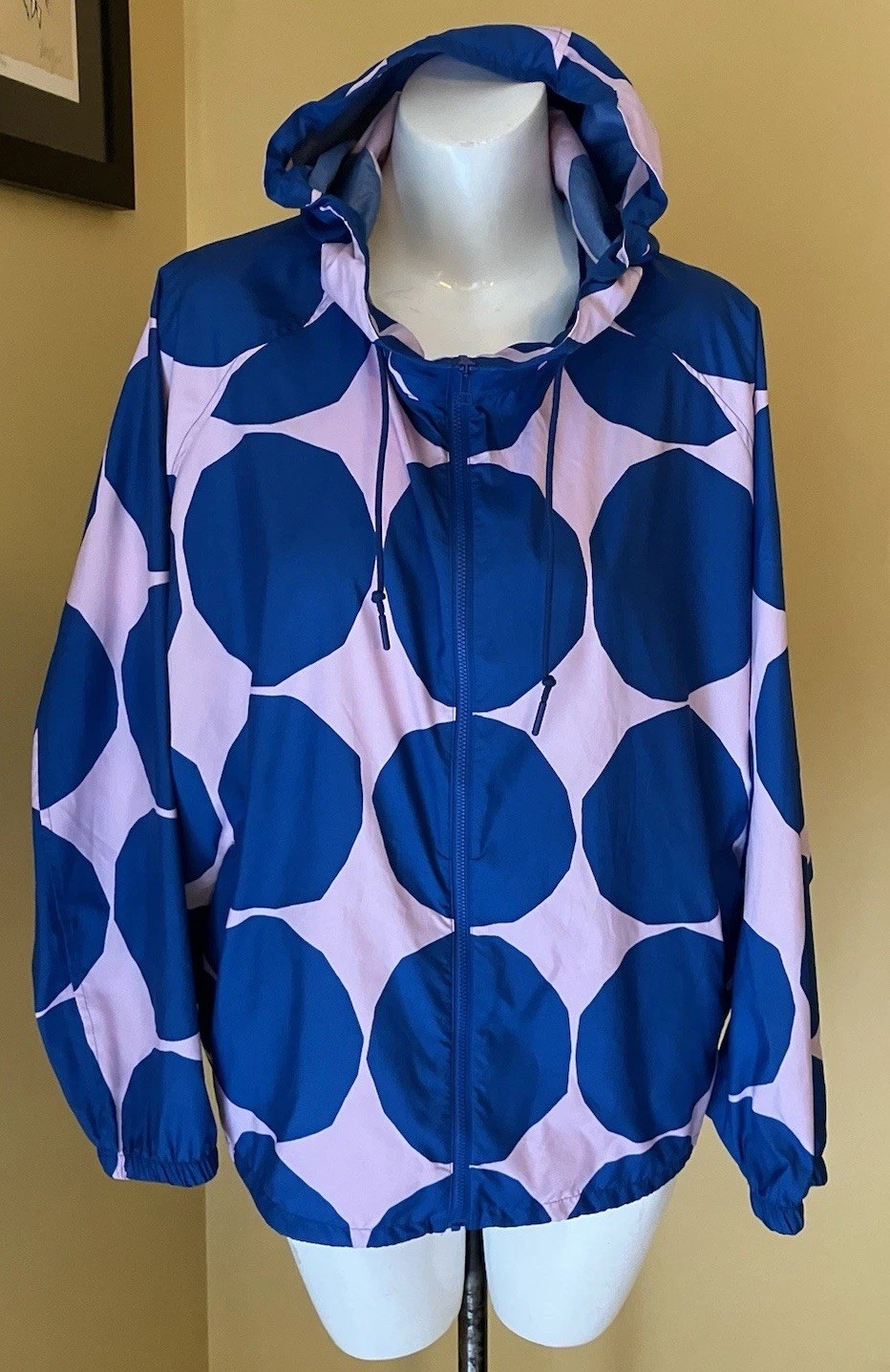 Marimekko Uniqlo Large Dot Jacket Wind Breaker Blue Pink Hood Zip Front XL thumbnail 3