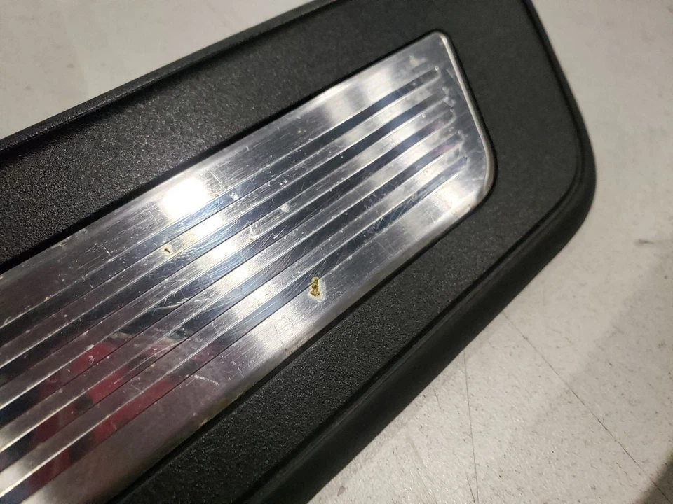 BMW 535i F10 2011 sedán automático - juego de molduras de umbral de puerta deportivo M - OEM 8050053 8050047 Foto 4 de 4