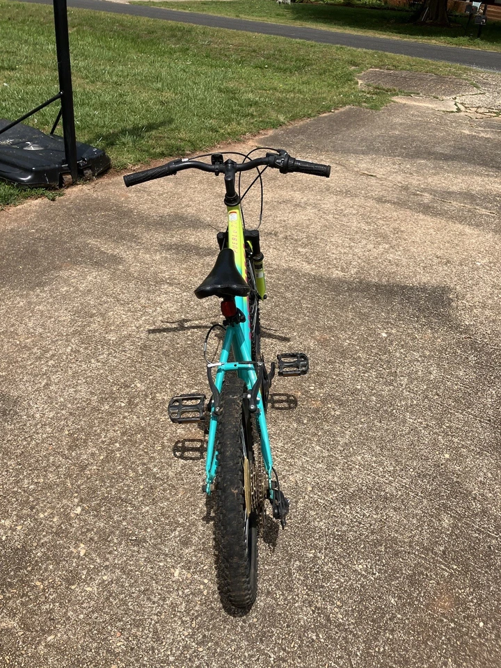 Girls Nishiki Mountain Bike - Image 2 of 4