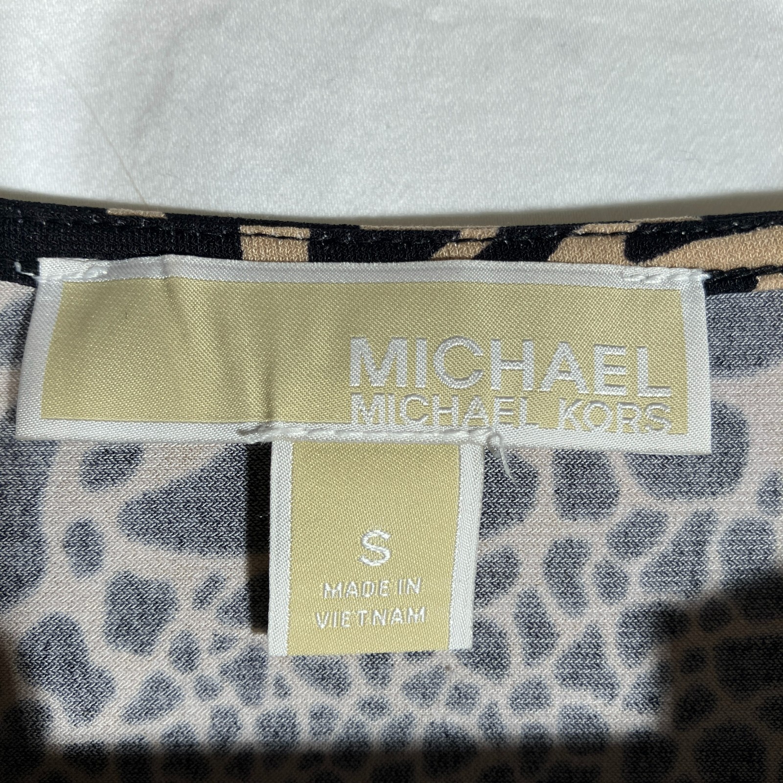 Michael Kors Leopard Printed Lightweight Blouse B… - image 3