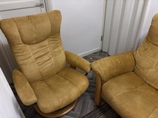Stressless 2 Seater Semi Recline Sofa And 2 Chairs