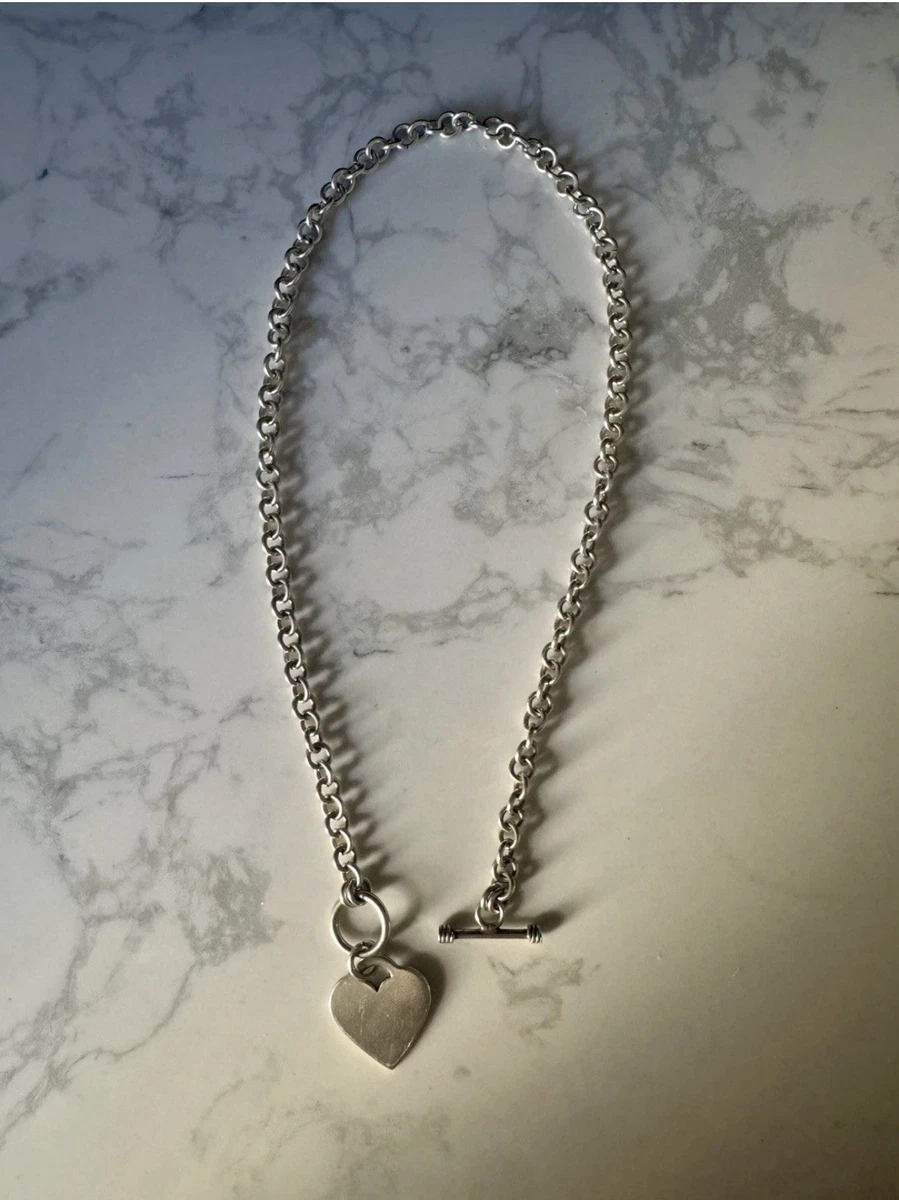 Preços baixos em Tiffany & Co. Coração Colares e pingentes finos