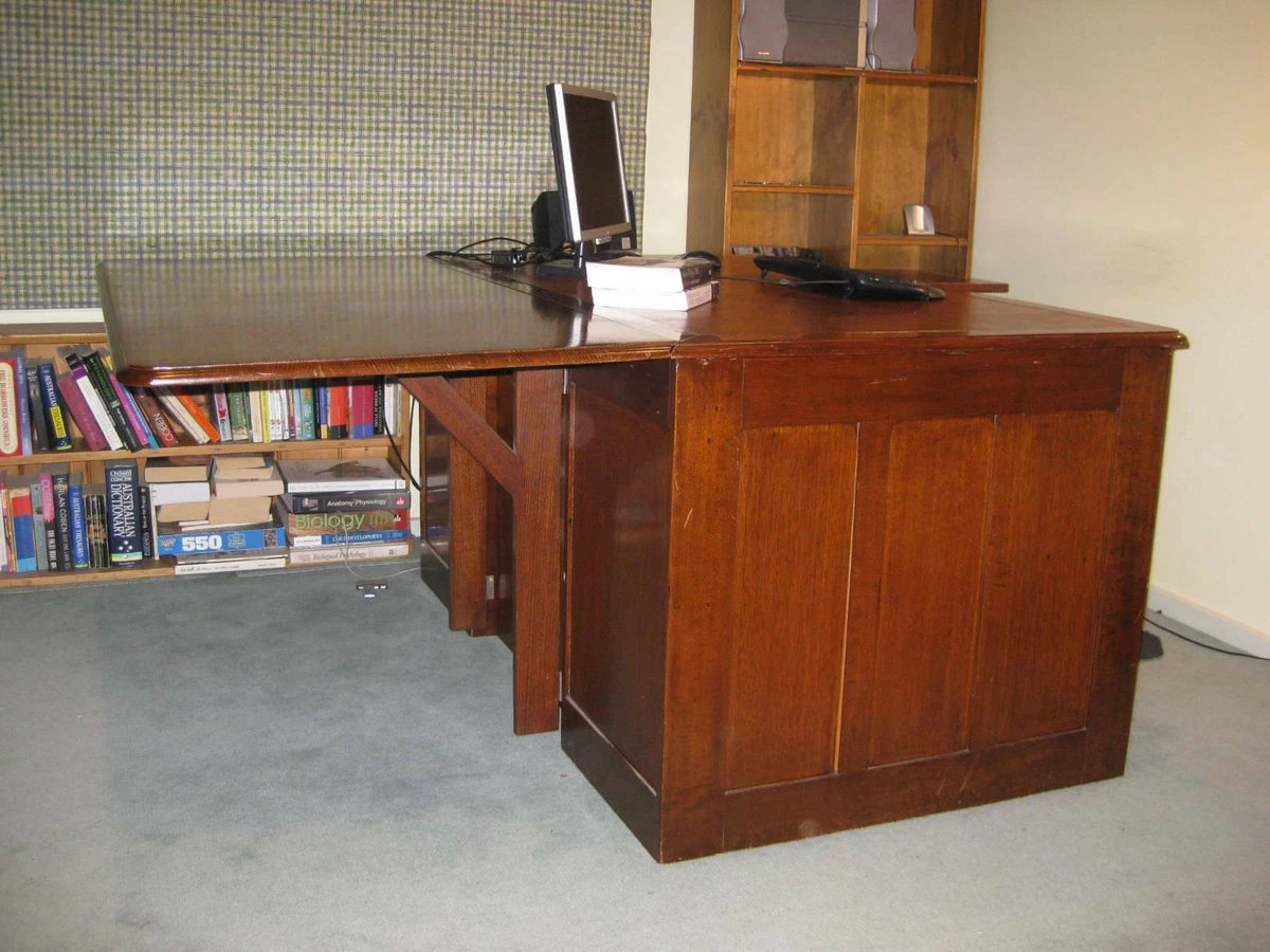 Craftsman made Tasmanian timber partners desk