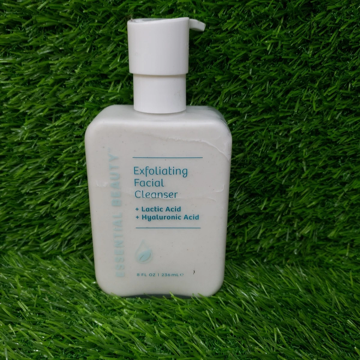 Facial cleanser with online lactic acid