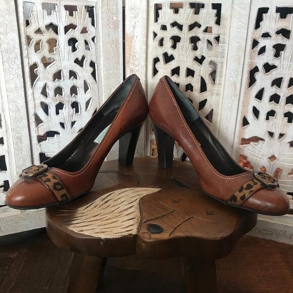 Moda Di Fausto Italian Leather Cheetah Buckle Heel 38 View 4