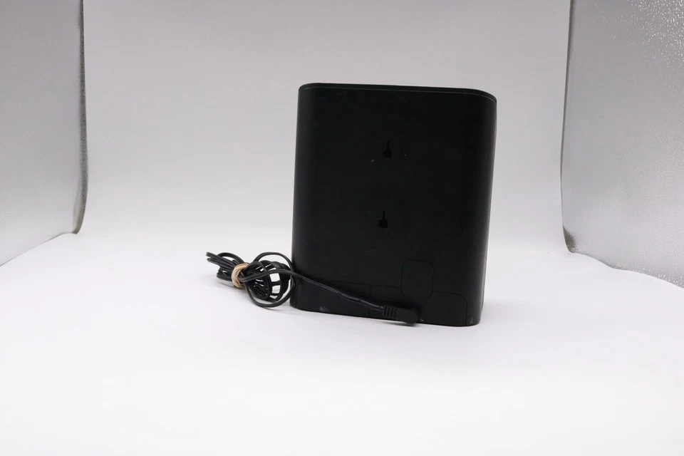 Cel-Fi Pro Smart Signal Booster (Network Unit ONLY) - Image 3 of 3