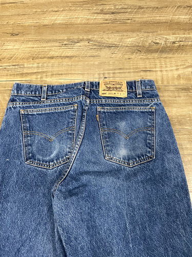 Vintage 90s Levi's 550 Orange Tab Relaxed Fit Medium Wash Denim Jeans 34x35 - Picture 5 of 10