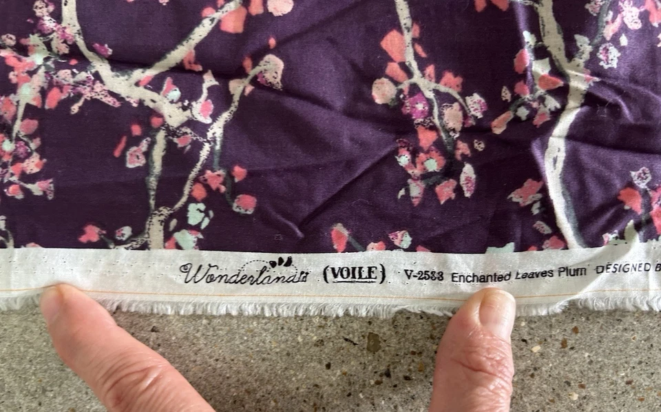 Galería de Arte Tela Voile 1 Yarda País de las Maravillas Hojas Encantadas Katarina Roccella Foto 4 de 4