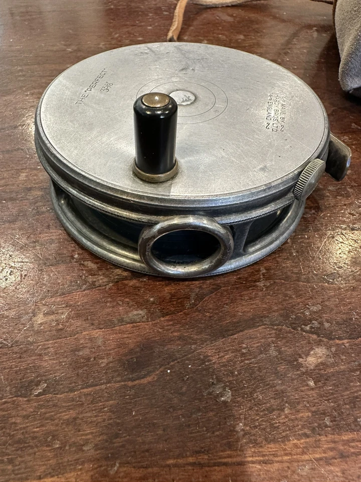 复古 Hardy Perfect 3/5-8 飞轮。 这卷轴属于我父亲。 — 第 4/4 张图片