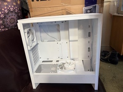 NZXT H5 Flow 2024 Compact ATX Mid-Tower High-Airflow Gaming PC Case White