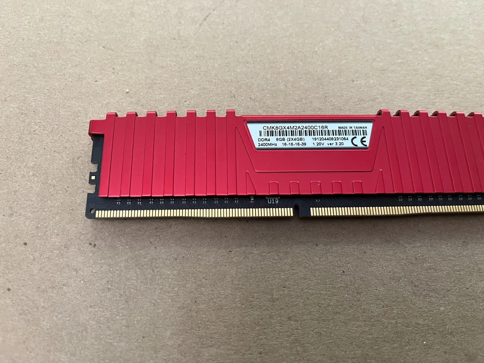CORSAIR VENGEANCE LPX 8GB 2400 MHZ 1.2V DDR4 RAM CMK8GX4M2A2400C16R D5-2(5) - Image 3 of 4