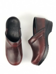 Agrafées De 36 6 Euc Sabots Dansko Étroites Travail Chaussures Professionnels Bordeaux Cuir En BFPwnCqS1