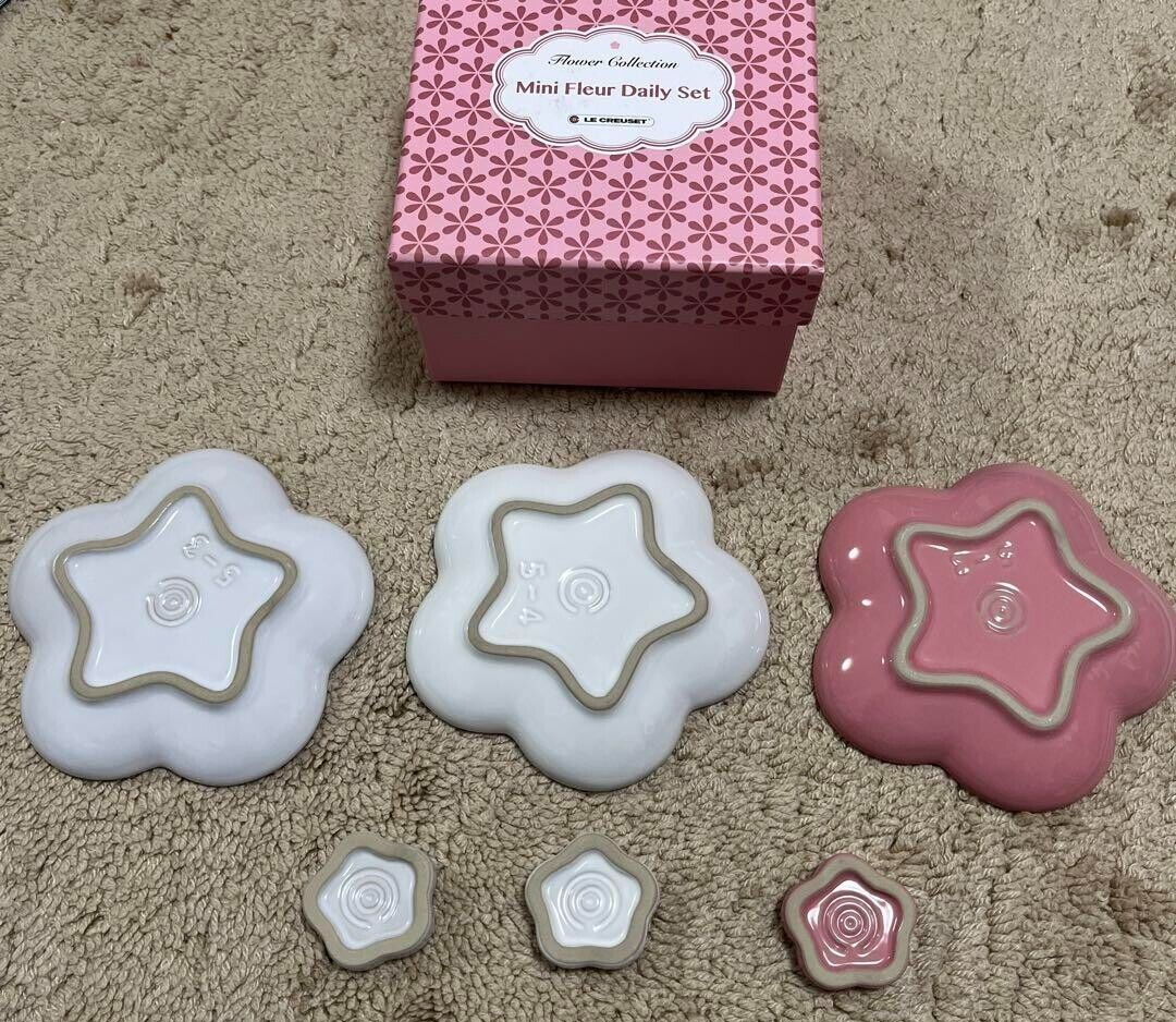 Le Creuset Mini Flower Plates & Cutlery Rest Set of 6 Mini Fleur