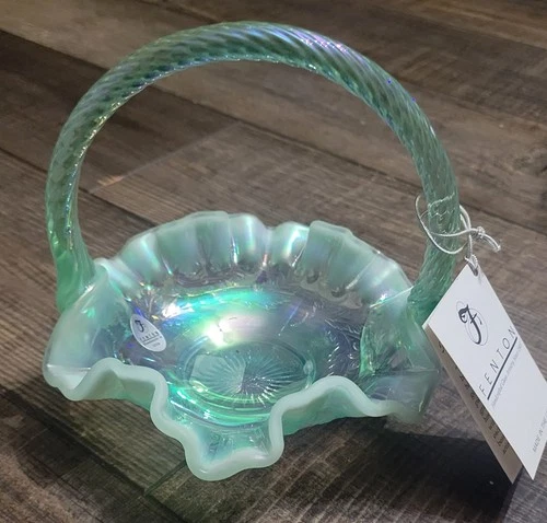 Rare Vintage FENTON GLASS 6 " Willow Green Opalescent Iridescent Basket