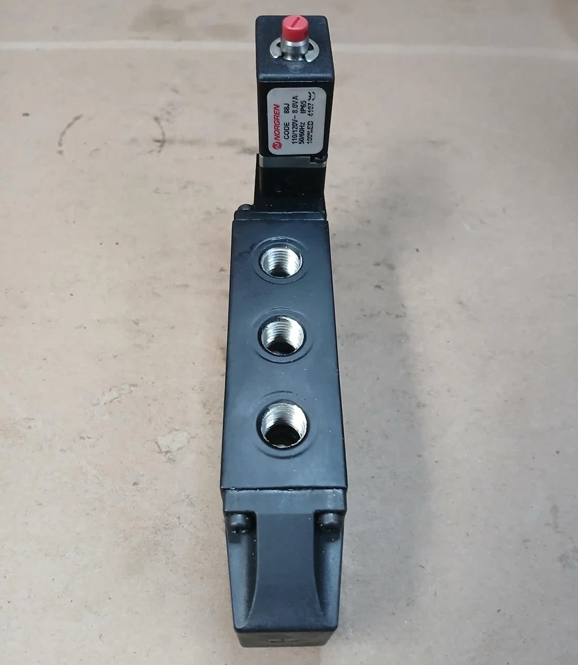 Electroválvula en línea Norgren K71DA00KS6K31 4 vías Foto 4 de 4