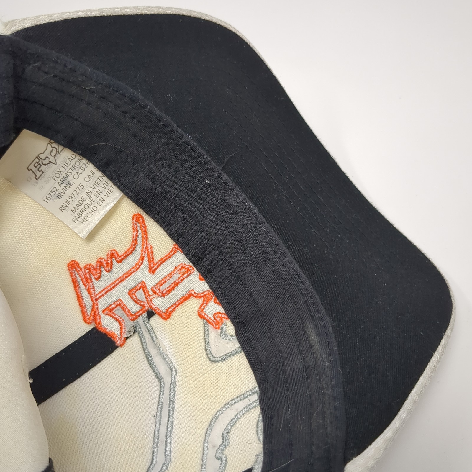 Fox Fitted Baseball Hat White Medium Embroidered … - image 8