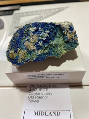 ZINKOLIVENIT/AZURIT [ETC] : DOLYHIRSTEINBRUCH, OLD RADNOR, WALES 85g MF4725