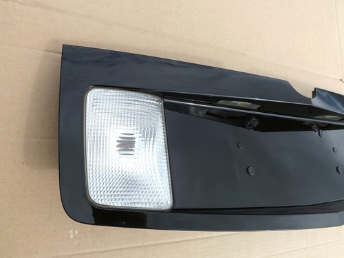 2003-07 Cadillac CTS license plate /reverse lights rear lamp, black finish panel - Picture 3 of 12