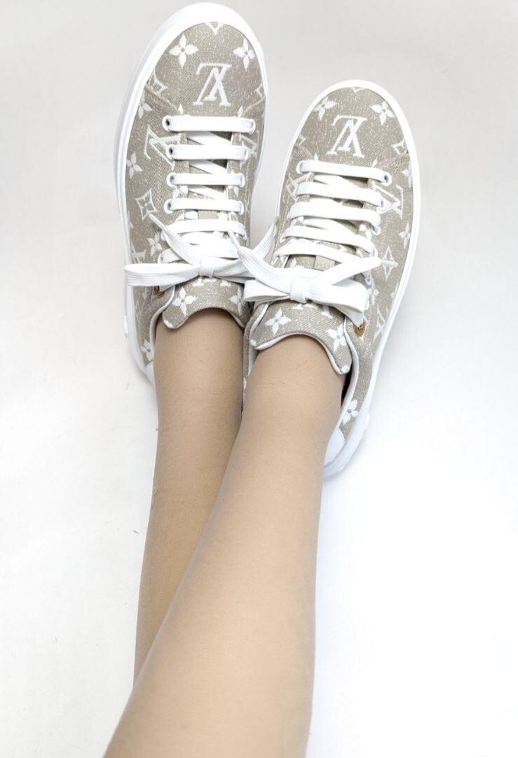 Authentic Louis Vuitton Timeout Line Sneakers  si… - image 6