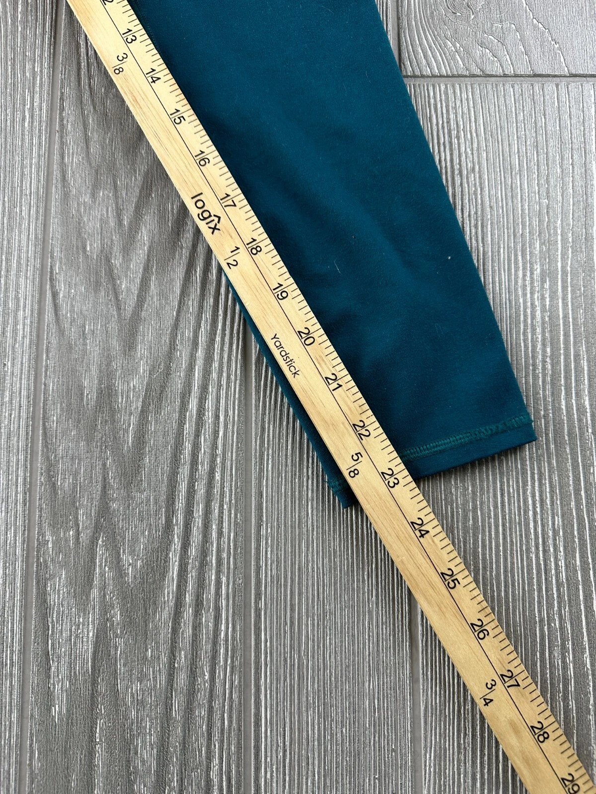fabletics athletic leggings