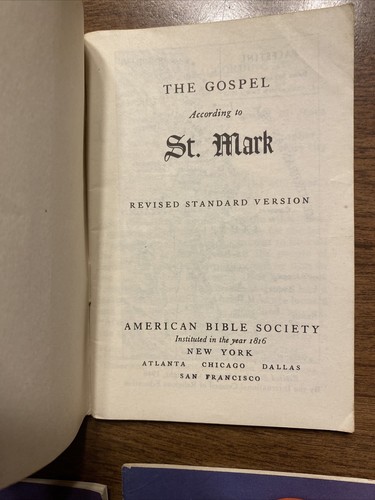Vintage Lot of 6 Religious Gospel Bible Society Mini Pamplets Christmas Old A6 - Picture 8 of 12