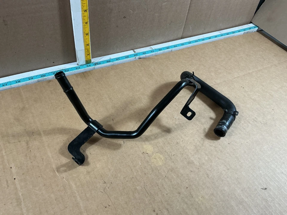 2004-2009 AUDI A4 B7 2.0 líquido de arrefecimento de mangueira de aquecedor com tubo de metal 06D121082B fabricante de equipamento original - Imagem 2 de 4