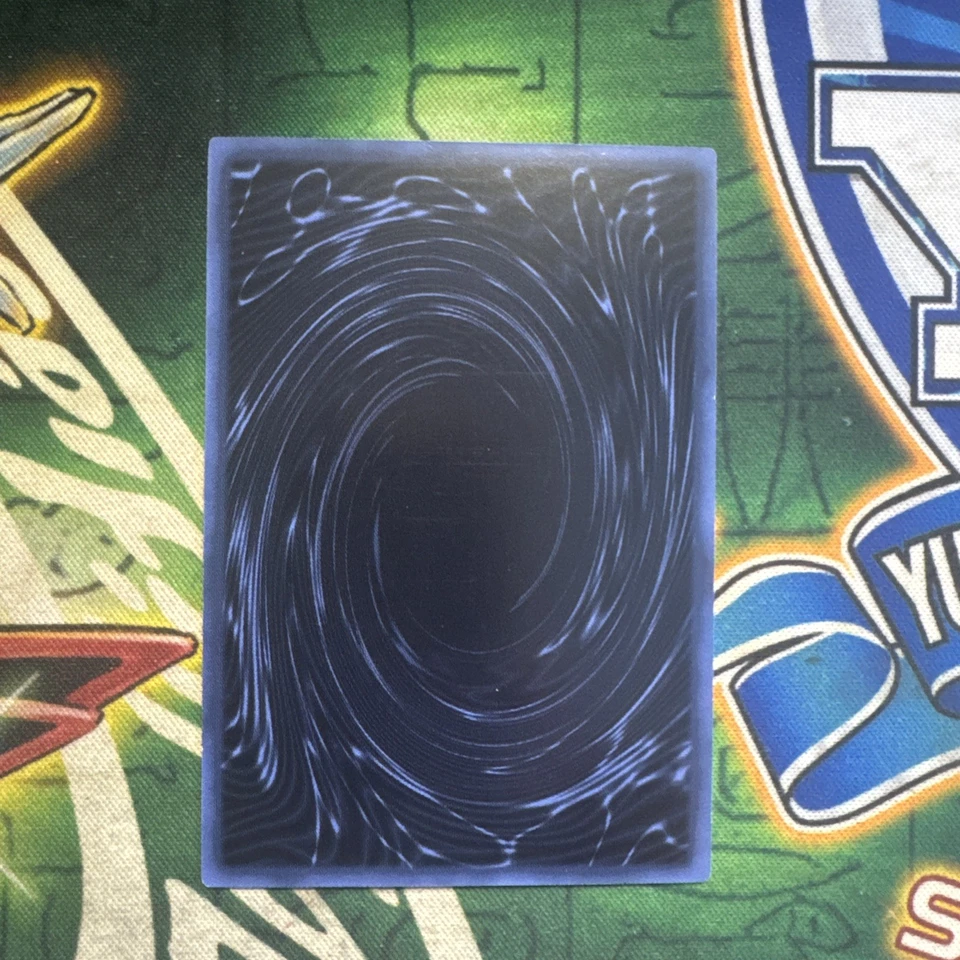 Yugioh! Obelisk the Tormentor LC01-EN001 Quarter Century Secret Rare 1st Ed NM - Image 2 of 2