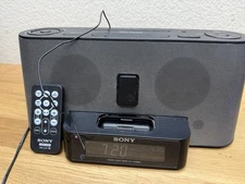 Sony ICF-C1iPMK2 Dream Machine Speaker 30 Pin Radio iPod Dock Works WITH Remote