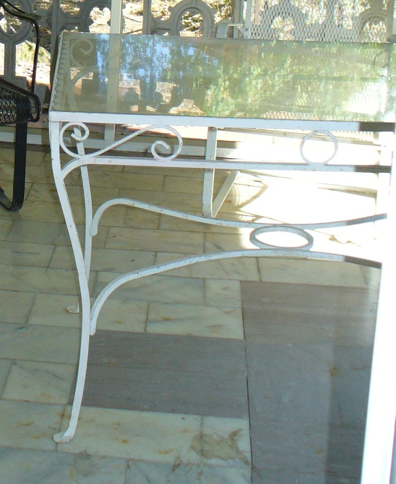 Antique wrought iron Salterini  style  patio table  garden glass top - Image 2 of 4