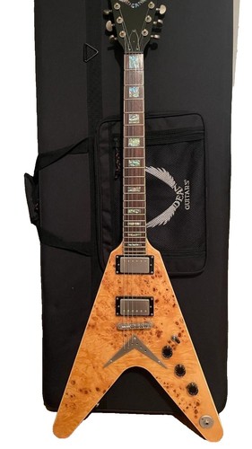 Electric Guitar: Factory Custom Relic Yellow LP, Mahogany, HH