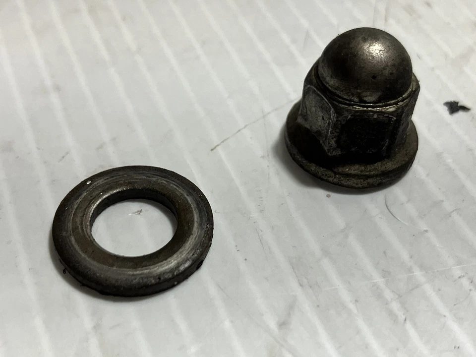 2002 Yamaha V Star 1100 Cylinder Head Mount, Front (Oem) - Изображение 3 из 4