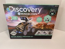 Discovery Kids Mindblown STEM 12-in-1 Solar Robot 190-Piece Creation Kit