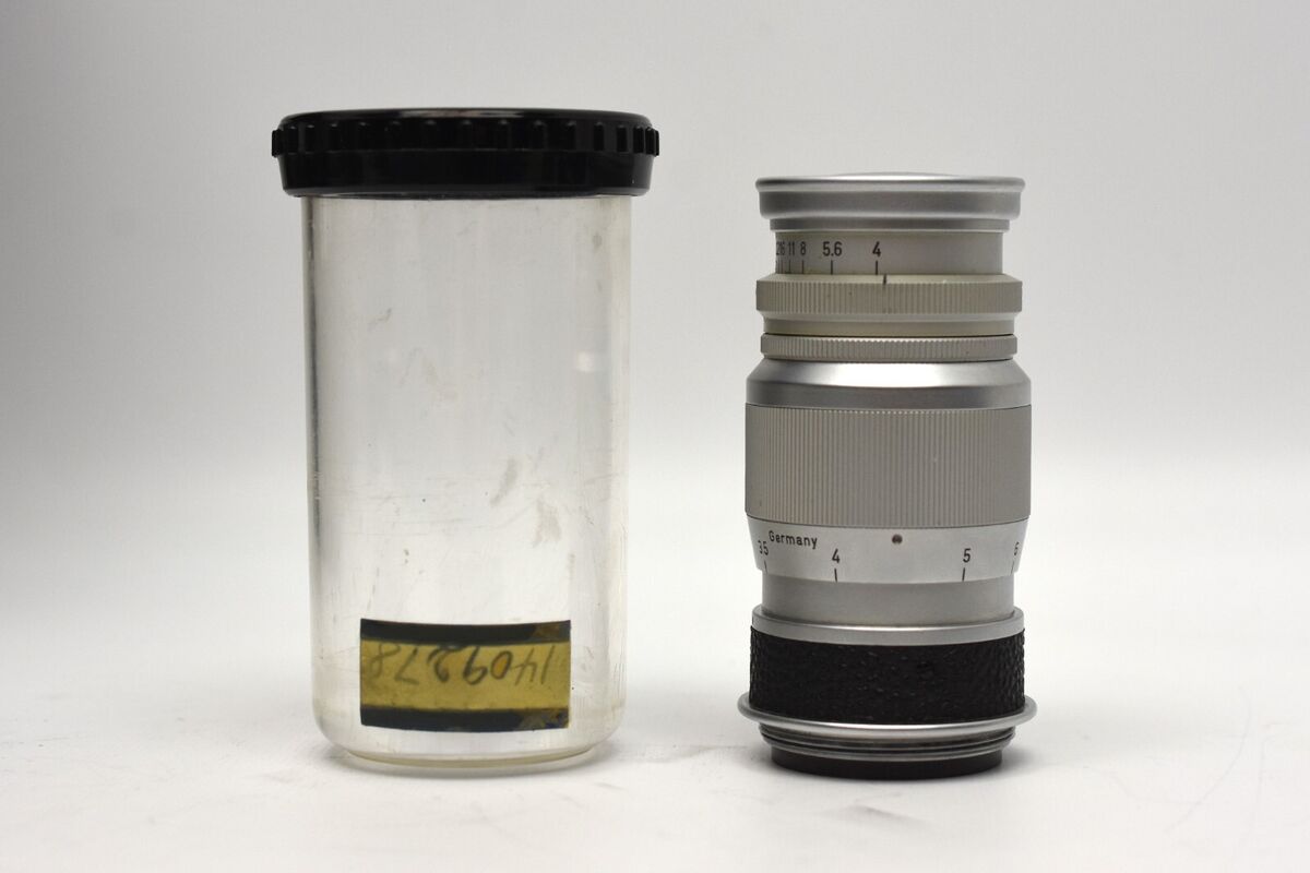 Leica Ernst Leitz GmbH Wetzlar Elmar 9cm 90mm F4 Lens w Leica Ernst Leitz GmbH Wetzlar Elmar 9cm 90mm F4 Lens w