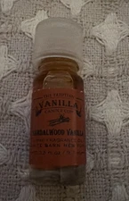 White Barn Candle Co Fragrance Oil - Sandalwood Vanilla  .33oz